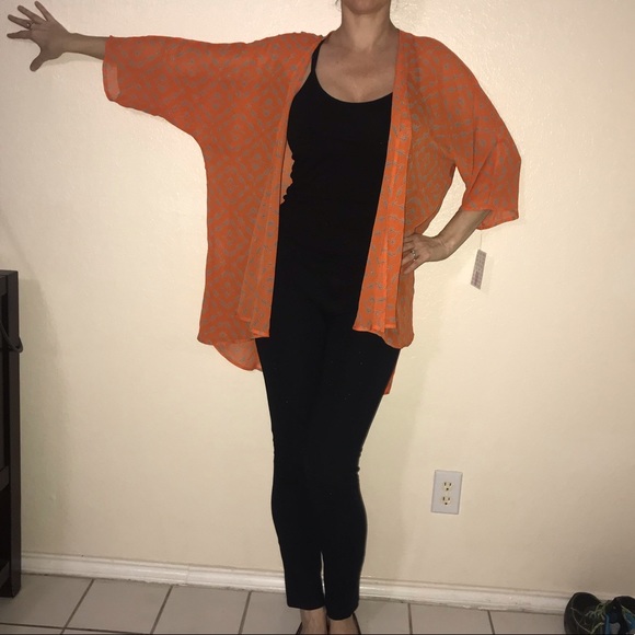 Lularoe kimono - Picture 2 of 11